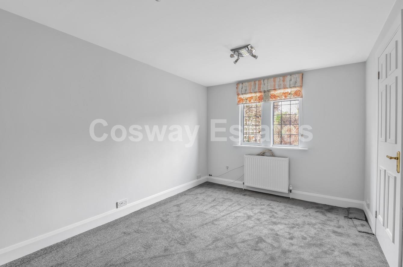Elmgate Gardens, Edgware